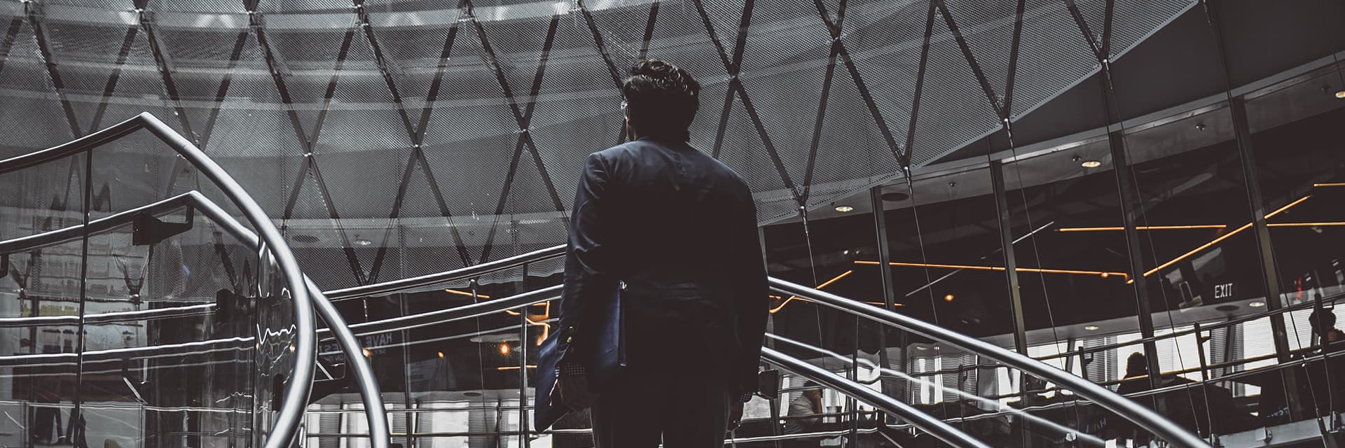 EUROe's transparency and regulation